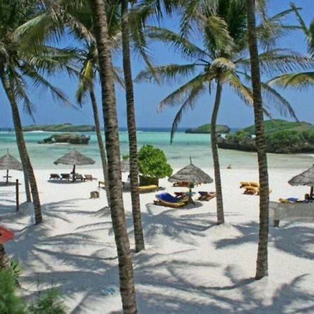 White Villa - Paparemo Beach Watamu Exterior photo