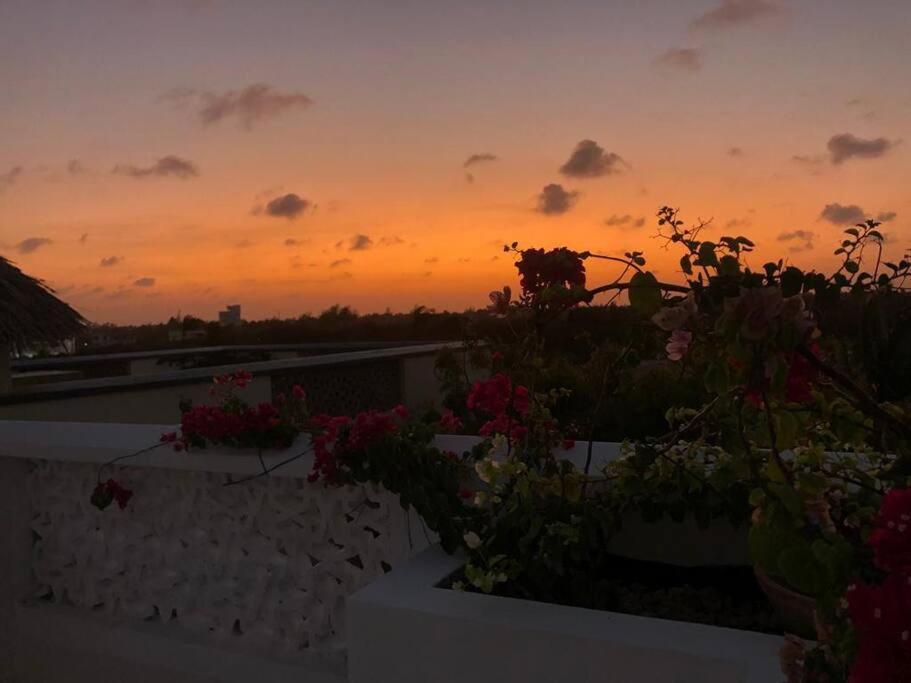 White Villa - Paparemo Beach Watamu Exterior photo