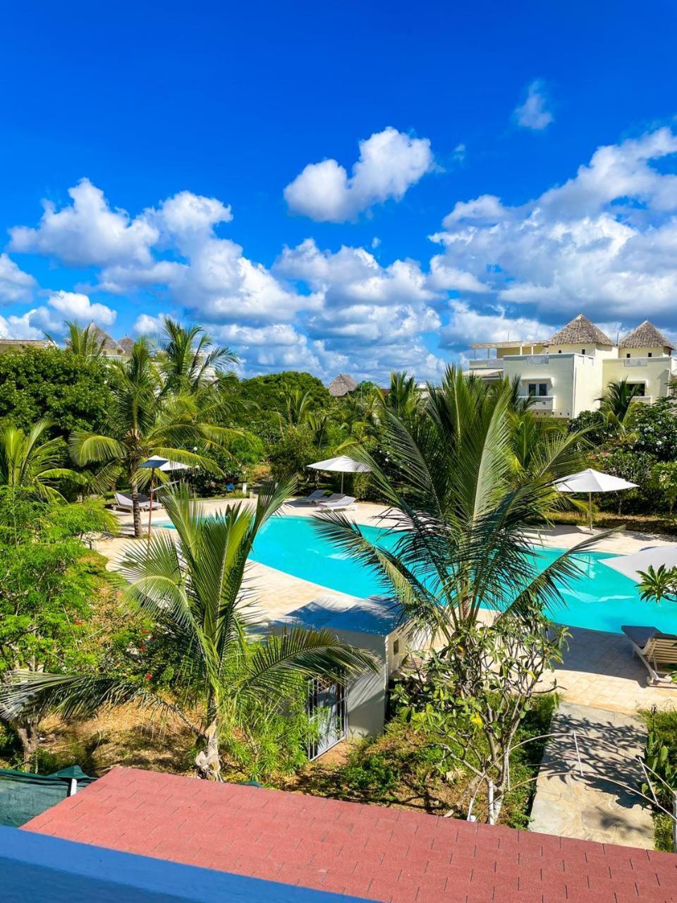 White Villa - Paparemo Beach Watamu Exterior photo