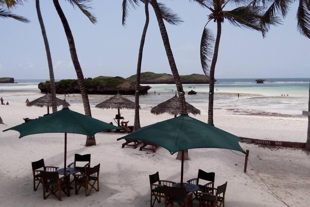 White Villa - Paparemo Beach Watamu Exterior photo